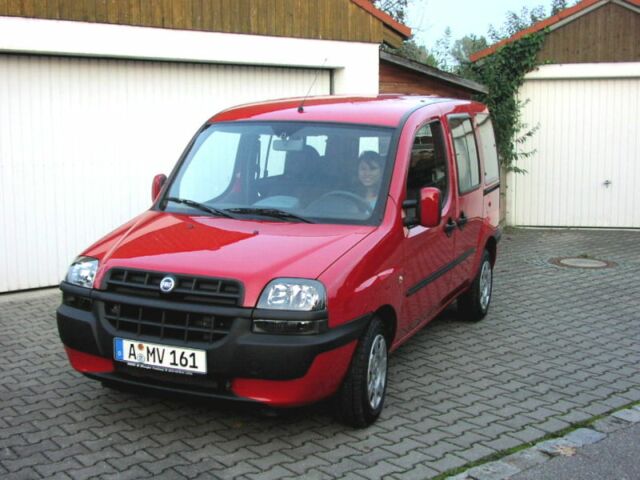 640px-MHV_Fiat_Doblo_01.jpg