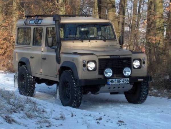 Defender 026.jpg