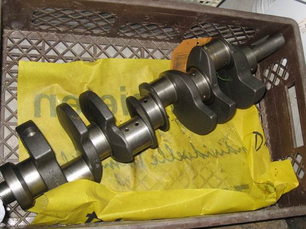 Kurbelwelle 4.6l x-bolted.jpg
