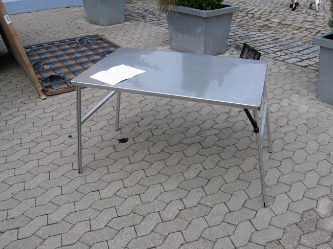 Tisch 1.JPG